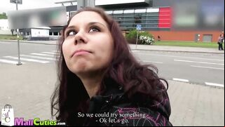 Teen chick has no money to by a T-shirt at mall but a stranger offers help for blowjob and pussy fucking