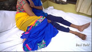 Indian beauty is addicted to posing naked and being scored on camera