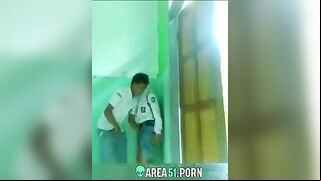 Viral Desi XXX MMS! Paki college girl in quick fuck with teacher before class